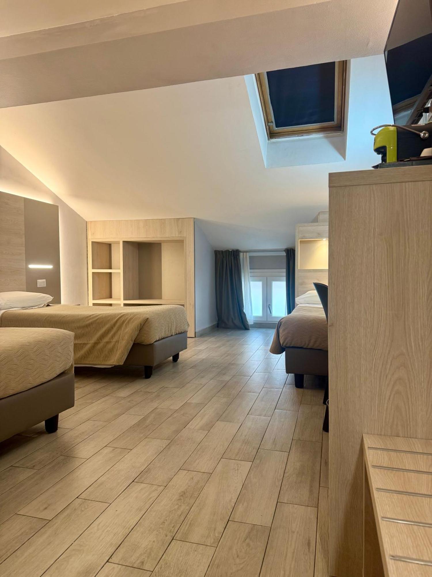Hotel Miramonti Torino Esterno foto